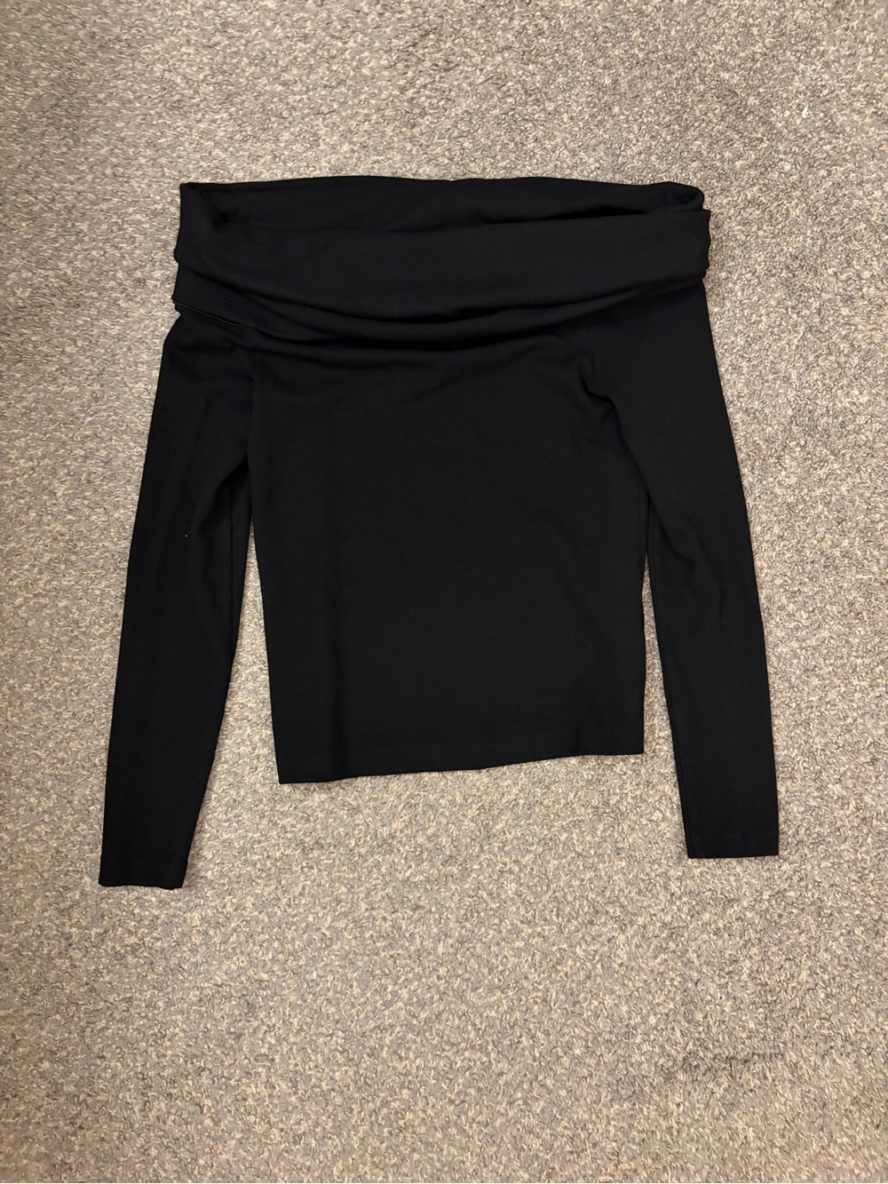 Club Monaco Off-Shoulder Black Long Sleeve Women's Top